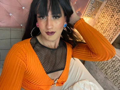 Miley_Cavendish: my in orange ( 4 фото)