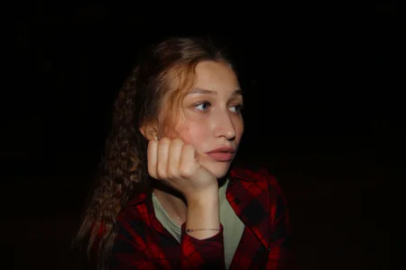 MissEmilyMiller 🌘The Gravity of a Gaze🌒 Pic