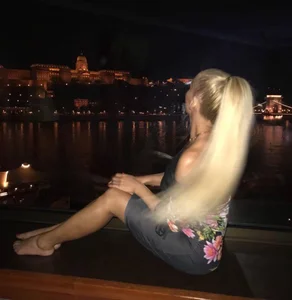 Victoria_SweetXXX's Sziasztok Sex Photo 1