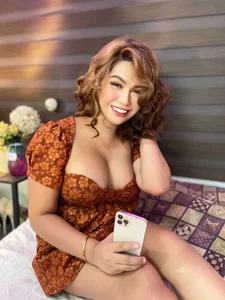 Chubbytransgirl21 FOR MY VIEWERS Pic 4