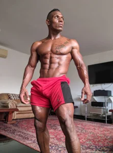 alexander_megan Public Immagine 