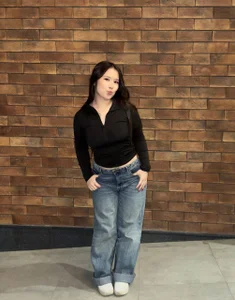 AlberthaEscue Urban Confidence Pic 3