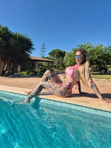 AmandaHard Public Foto 6