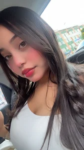 ivyzu_: Public ( 8 фото)