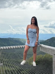 VictoriaParkeer one day with me 😍 รูป 