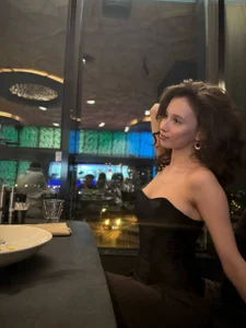 EdlinEastburn Restaurants are places that I most often like to visit :) Pic
