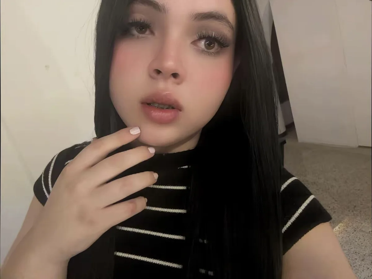 Foto em tendência de ScarlettDreamss7 6236