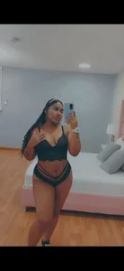 NaomiiHillselfie Bild 3