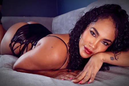 Zaha_Evans Public Immagine  2