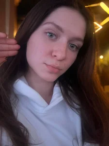 Im looking at you de DavinaParady  2 Imagens