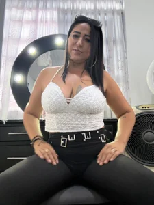 Naomy_Mature Love Pic