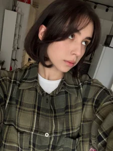 shy-gaze Public Pic 2