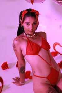 𝒮𝒶𝓃 𝒱𝒶𝓁𝑒𝓃𝓉𝒾𝓃𝑒💗 od loraineblake  3 snímek