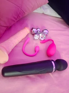 Lia_johnsonn My toys 😈🔥💦 Poză