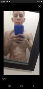 Ian_zaenzz Public صورة واحدة|Ian_zaenzz Public صورتان|Ian_zaenzz Public  5 صور|Ian_zaenzz Public  5 صورة