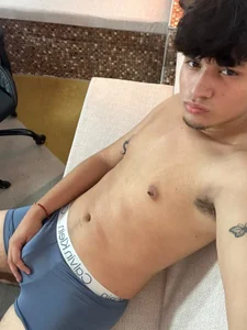 passive 😈 od THIAGO_FERRER  snímek