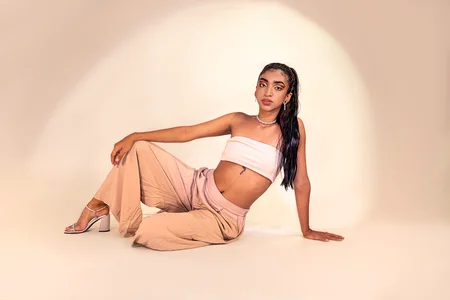 Hottie_Veronica 🧷 Dangerously irresistible. Bilde