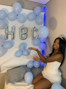 Aria_Rose1_ IT'S MY BIRTHDAY 🎊😋❤️👄 Pic 5