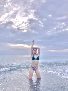 TSnatalie Public Pic
