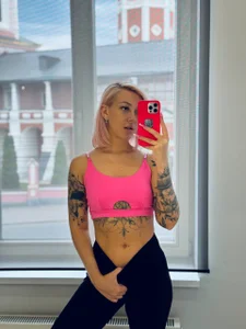 Zdjęcia tykioty_Miley sporty♥♥:  6