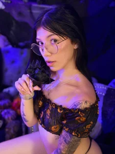 Maddison_Foxxx Tell me something… are you always this distracting, or do I bring out a special talent in you? Pic 8