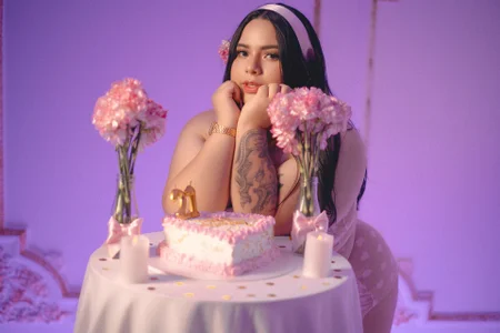 CloeFox18 IT'S MY BIRTHDAY! 💕🍰 Pic 6
