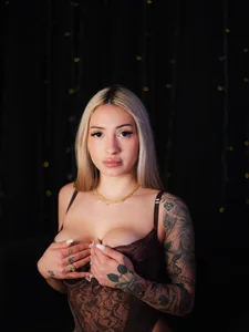 madisonrivera Public  2. fénykép