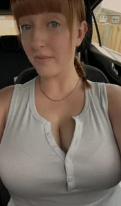 Public de SluttyRedXX  2 Imagens