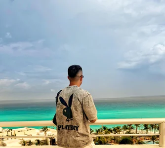 RJBartoのWelcomeの枚の写真