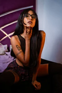 Zyrelia_Vaelの𝓷𝓸 𝓶𝓪𝓴𝓮𝓾𝓹 ❤️‍🔥の枚の写真