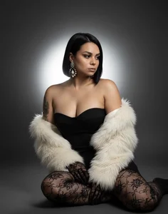 Glamurosa 🥰🥰 de Islarose0_0  5 Imagens