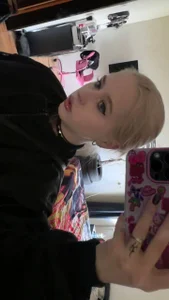 viviennedoll Public slika 3