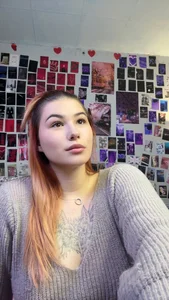 ulya1smitt I am your fire in bed  3. fénykép