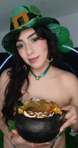 AlondraMendez San Patricio 🍀 Hình 7