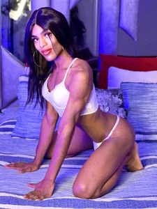 Melanie_St4r “Dangerously irresistible 💋” slika