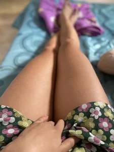 sexyAlyssaGreen Public Foto