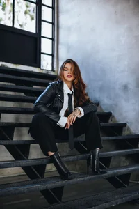 LeaThompson 🖤Black & White, Elegant Lea🤍 Fotka 6