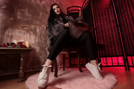 Zdjęcia kelly_kent Luxury Meets Power:  8