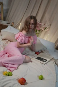 Hazel_Reedpink disney princss图片