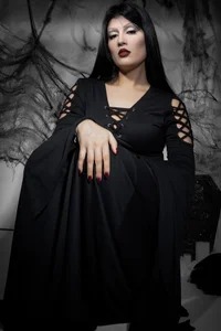 missatenea 🖤Dark and elegant🖤 Pic 2