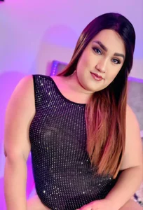 Stacey_latinhot KISSES GUYS Pic 5