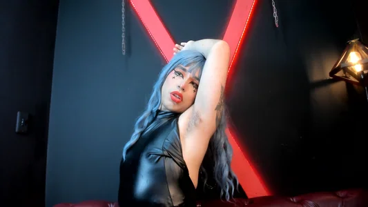 Lexxxxx_ EXPLICIT SLAVE Foto 4