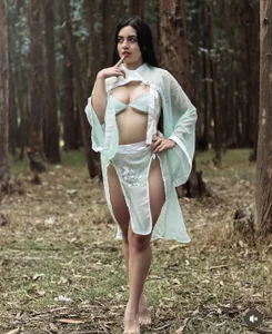 Amishell_ Halloween 2024 Foto 2