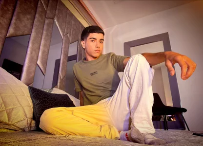 Dallen_Grantのa little about me so you can get to know meの 4枚の写真