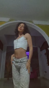 Ely_Millan Public صورة واحدة|Ely_Millan Public صورتان|Ely_Millan Public  6 صور|Ely_Millan Public  6 صورة