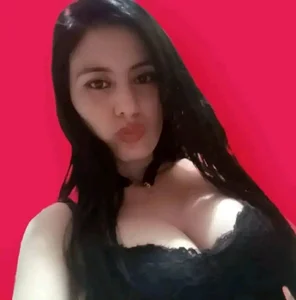 CELESTEGOMEZ21 Public зображення 5