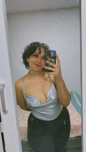 viiolett_lee 🍑 Pic 2