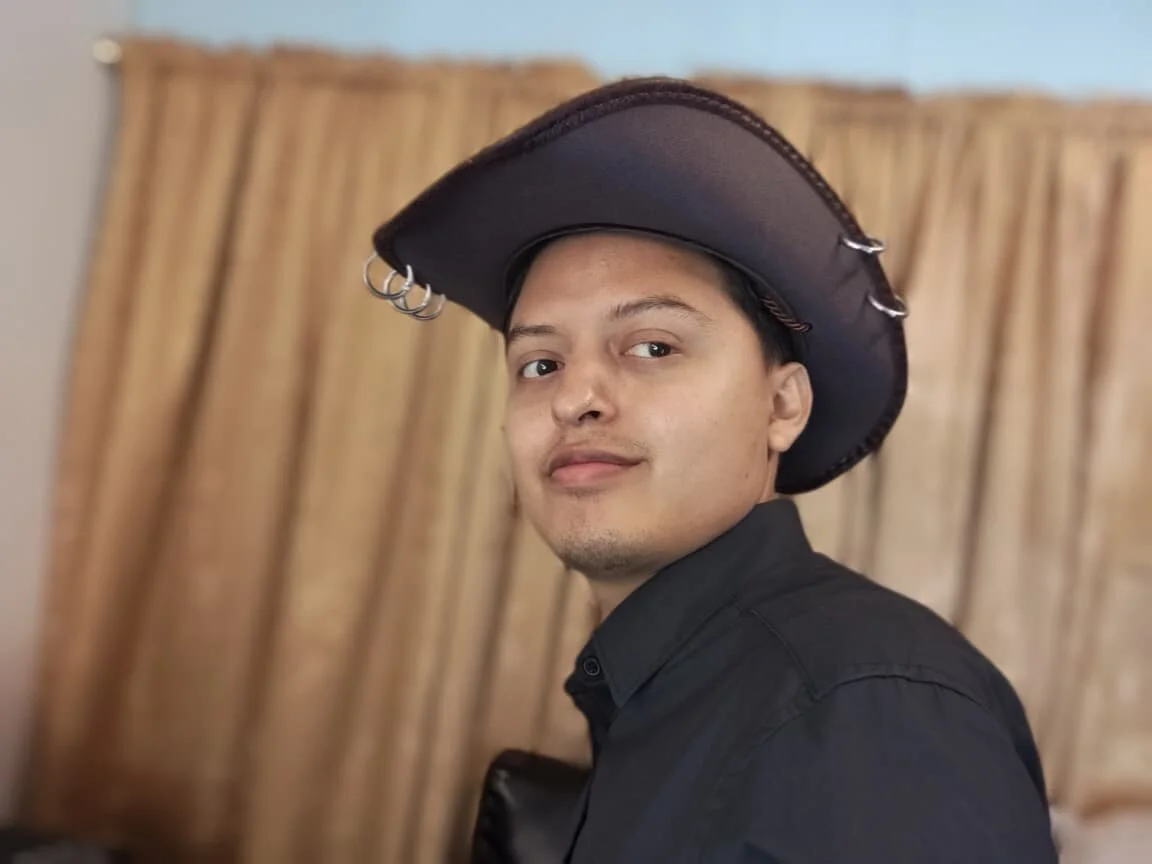 Трендове зображення  2841 Kevin_Charless