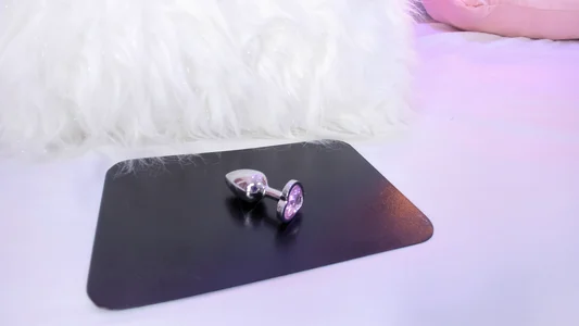 mys toys 🍒 de Emilycollson27  4 Imagens