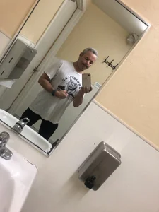 hotdadbod Me At the Gym-Random Shots Pic 3